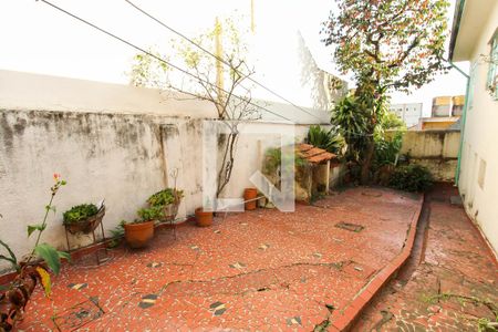 Casa à venda com 240m², 3 quartos e 1 vagaQuintal