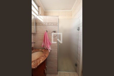 Casa à venda com 240m², 3 quartos e 1 vagaBanheiro