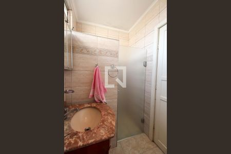 Casa à venda com 240m², 3 quartos e 1 vagaBanheiro