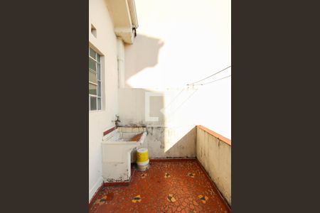 Casa à venda com 240m², 3 quartos e 1 vagaÁrea de Serviço