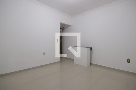 Sala  de casa para alugar com 3 quartos, 70m² em Parque Cisper, São Paulo
