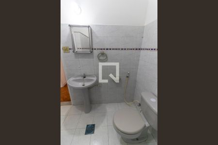 Apartamento para alugar com 90m², 2 quartos e 1 vaga Apartamento para alugar com 90m², 2 quartos e 1 vagaBanheiro