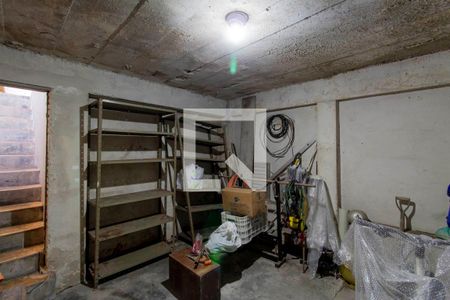 Casa à venda com 140m², 3 quartos e 1 vagaPorão