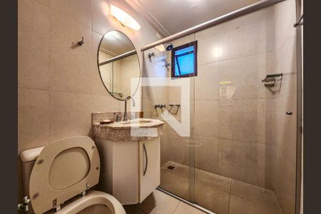 Apartamento para alugar com 80m², 2 quartos e 2 vagasBanheiro