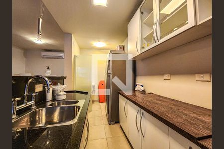 Apartamento para alugar com 80m², 2 quartos e 2 vagasCozinha
