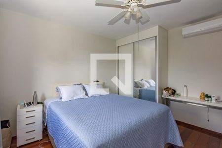 Casa à venda com 450m², 5 quartos e 3 vagasSuíte 1