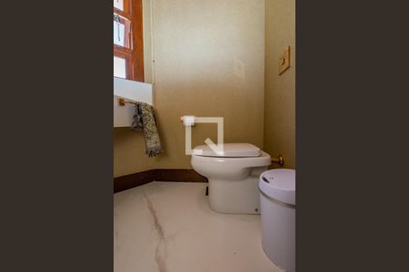 Casa à venda com 450m², 5 quartos e 3 vagasLavabo