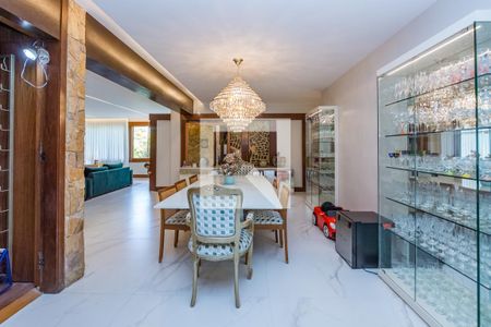 Casa à venda com 450m², 5 quartos e 3 vagasSala 2