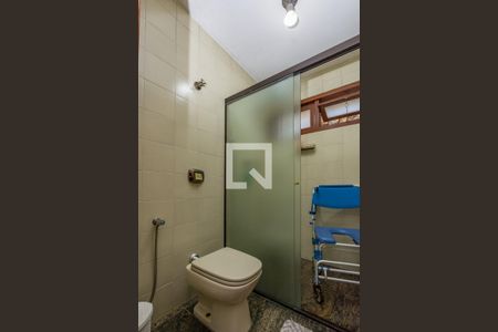 Casa à venda com 450m², 5 quartos e 3 vagasBanheiro Social