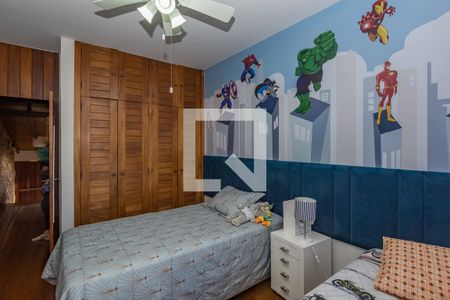 Casa à venda com 450m², 5 quartos e 3 vagasSemi - Suíte 1