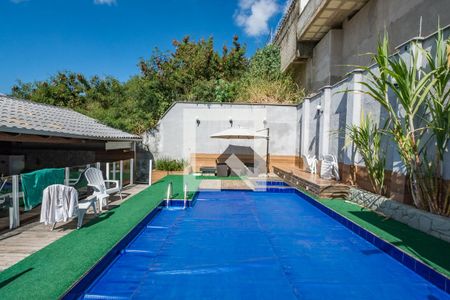 Casa à venda com 450m², 5 quartos e 3 vagasPiscina