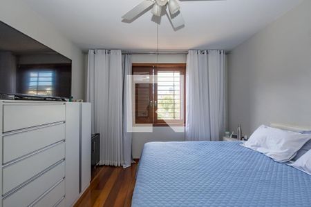 Casa à venda com 450m², 5 quartos e 3 vagasSuíte 1