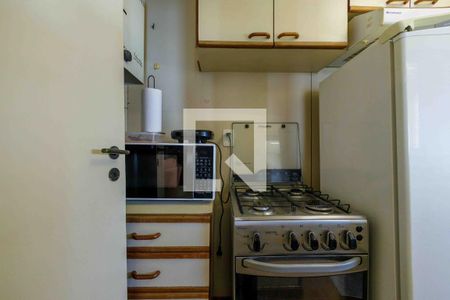 Apartamento para alugar com 80m², 2 quartos e 1 vaga Apartamento para alugar com 80m², 2 quartos e 1 vagaCozinha