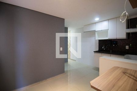 Sala/Cozinha de apartamento à venda com 2 quartos, 40m² em Jardim Helena, São Paulo