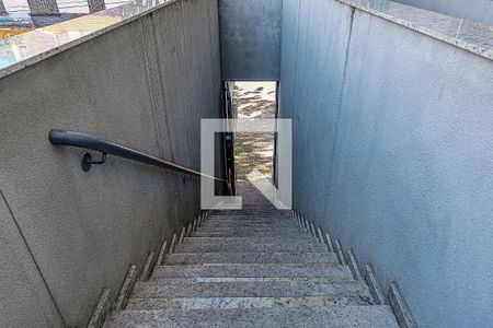 Apartamento para alugar com 28m², 1 quarto e sem vagaEscada