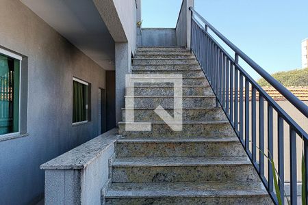 Apartamento para alugar com 28m², 1 quarto e sem vagaEscada