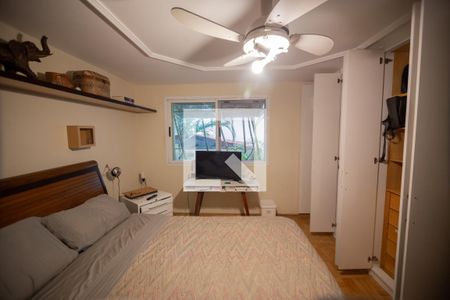 Casa à venda com 596m², 4 quartos e 10 vagasQuarto 2