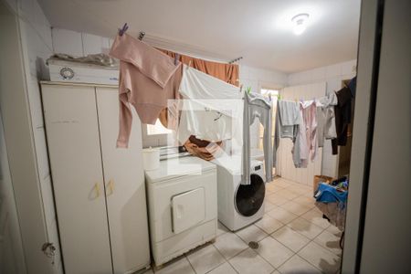 Casa à venda com 596m², 4 quartos e 10 vagasLavanderia Interna