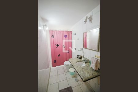 Casa à venda com 596m², 4 quartos e 10 vagasBanheiro Escritorio