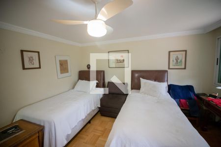 Casa à venda com 596m², 4 quartos e 10 vagasSuite 1