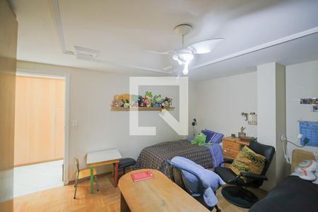 Casa à venda com 596m², 4 quartos e 10 vagasSuite 2 Quarto 4