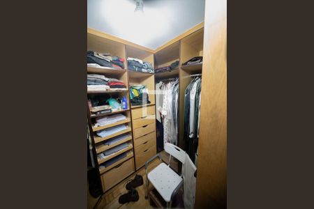 Casa à venda com 596m², 4 quartos e 10 vagasSuite 1