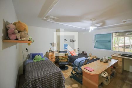 Casa à venda com 596m², 4 quartos e 10 vagasSuite 2 Quarto 4