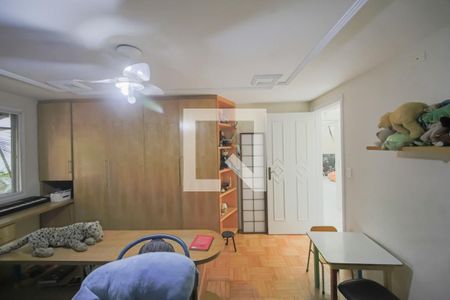 Casa à venda com 596m², 4 quartos e 10 vagasSuite 2 Quarto 4