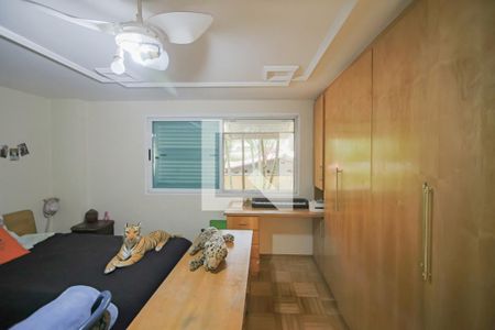 Casa à venda com 596m², 4 quartos e 10 vagasSuite 2 Quarto 4