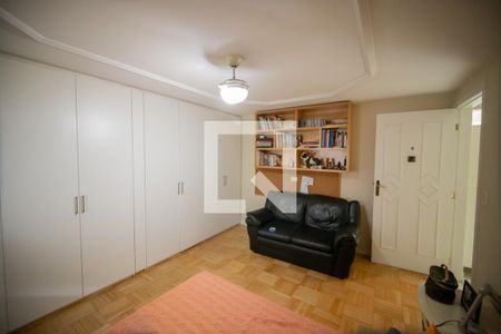 Casa à venda com 596m², 4 quartos e 10 vagasQuarto 3