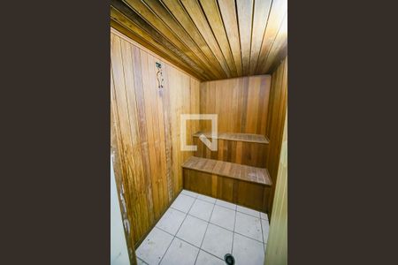 Casa à venda com 596m², 4 quartos e 10 vagasSauna