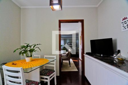 Apartamento para alugar com 220m², 3 quartos e 4 vagasCopa