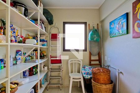 Apartamento para alugar com 220m², 3 quartos e 4 vagasQuarto de Serviço