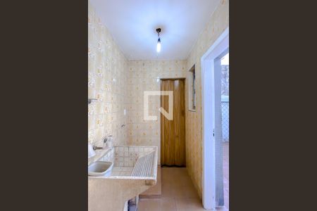 Casa à venda com 72m², 2 quartos e sem vagaLavanderia