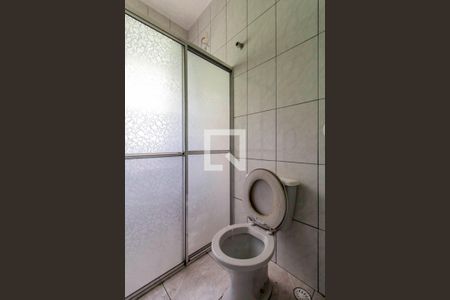 Casa à venda com 490m², 5 quartos e 3 vagas Casa à venda com 490m², 5 quartos e 3 vagasBanheiro Suíte 2