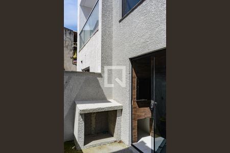Casa para alugar com 373m², 2 quartos e 1 vaga Casa para alugar com 373m², 2 quartos e 1 vagaQuintal