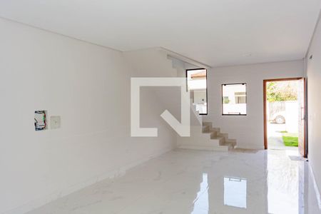 Sala/Cozinha de casa para alugar com 2 quartos, 373m² em Ingleses do Rio Vermelho, Florianópolis