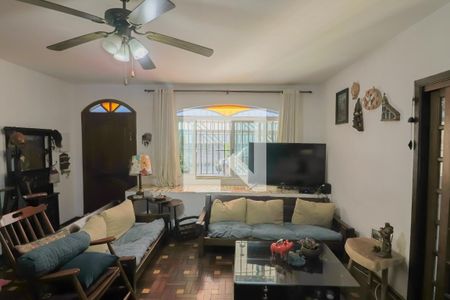 Sala de casa à venda com 3 quartos, 159m² em Ferreira, São Paulo