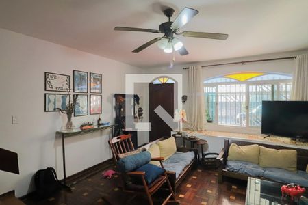 Sala de casa à venda com 3 quartos, 159m² em Ferreira, São Paulo