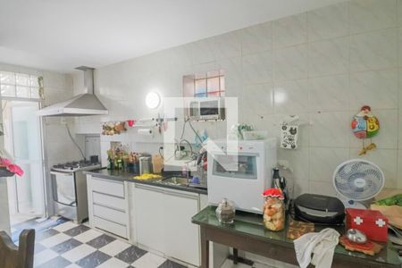 Casa à venda com 159m², 3 quartos e 2 vagas Casa à venda com 159m², 3 quartos e 2 vagasCozinha