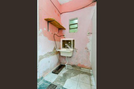 Casa para alugar com 50m², 1 quarto e sem vagaÁrea de Serviço