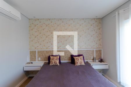 Casa à venda com 205m², 3 quartos e 3 vagasSuíte