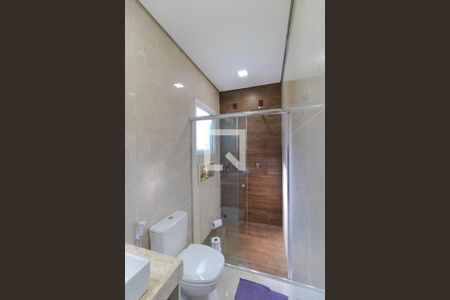 Casa à venda com 205m², 3 quartos e 3 vagasBanheiro da Suíte