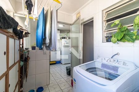 Apartamento à venda com 118m², 3 quartos e 2 vagas Apartamento à venda com 118m², 3 quartos e 2 vagasÁrea de Serviço