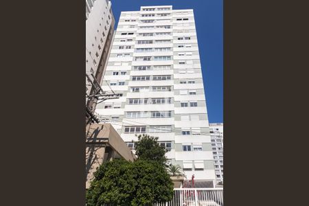Apartamento à venda com 118m², 3 quartos e 2 vagas Apartamento à venda com 118m², 3 quartos e 2 vagasFachada