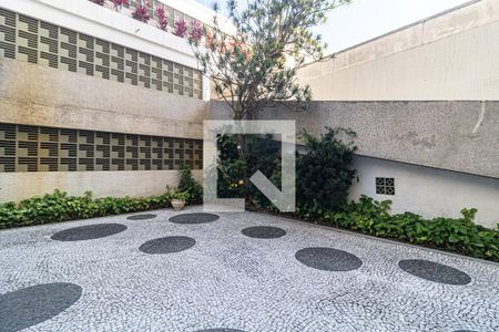 Apartamento à venda com 118m², 3 quartos e 2 vagas Apartamento à venda com 118m², 3 quartos e 2 vagasÁrea externa