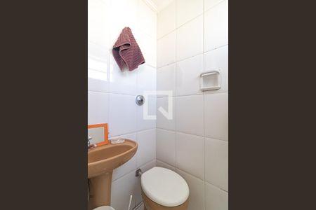 Apartamento à venda com 118m², 3 quartos e 2 vagas Apartamento à venda com 118m², 3 quartos e 2 vagasBanheiro da Área de Serviço