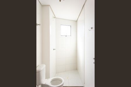 Banheiro de apartamento para alugar com 1 quarto, 32m² em Vila Santa Isabel, São Paulo