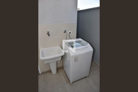 Casa para alugar com 80m², 2 quartos e 1 vagaÁrea de Serviço