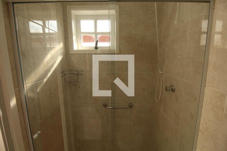 Casa de condomínio à venda com 108m², 3 quartos e 2 vagasBanheiro